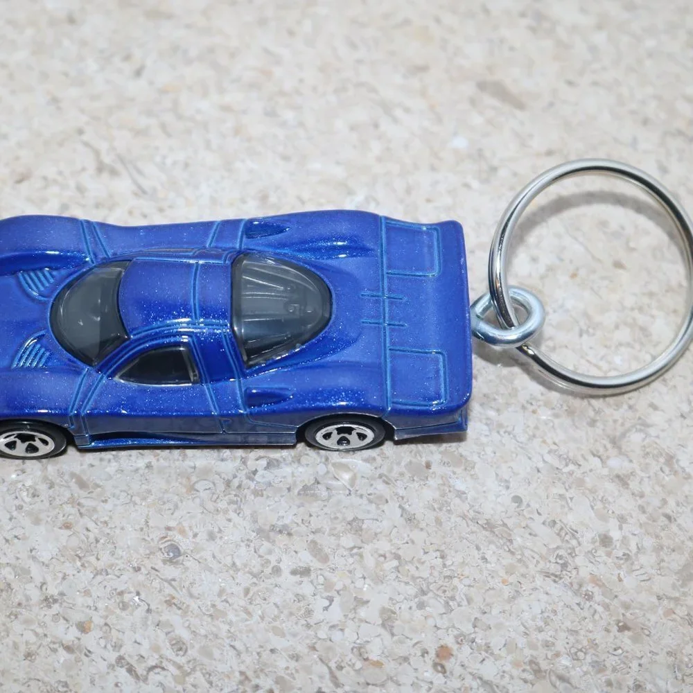 Hot Wheels Factory Fresh Nissan R390 keychain